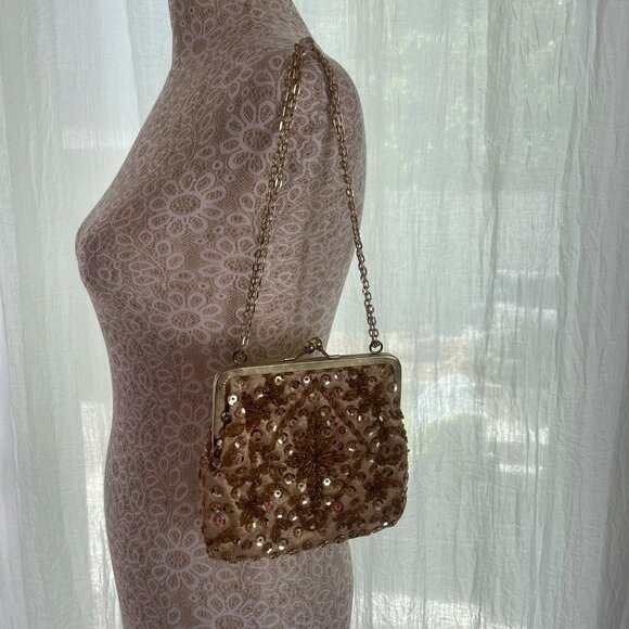 Vintage Gold Sequined Evening Bag with Metal Chain Strap - Picture 5 of 5